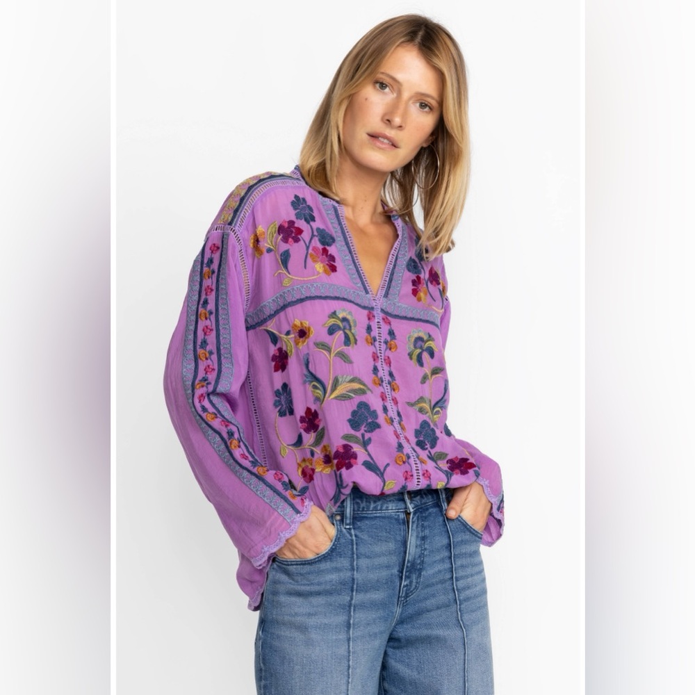 NWT Johnny Was Vanessa Blouse Size XS Embroidered Purple Long Sleeve Floral